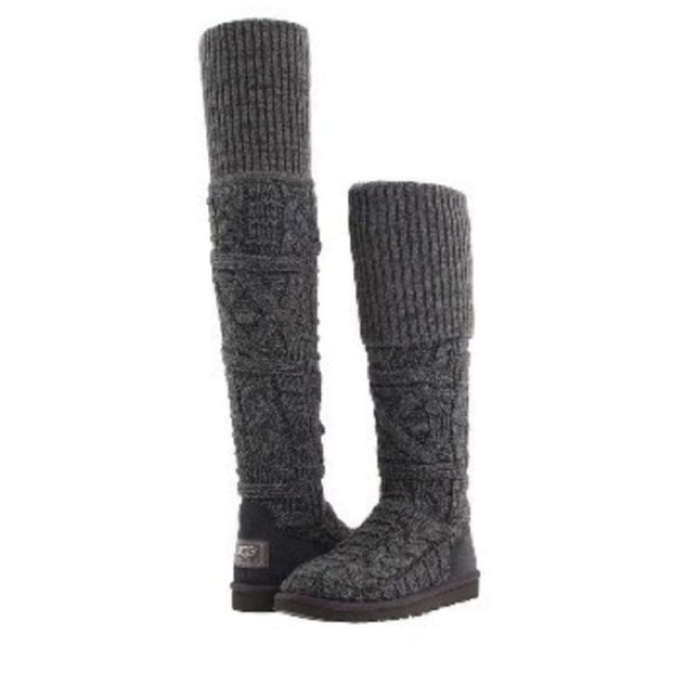 KNEE HIGH UGG